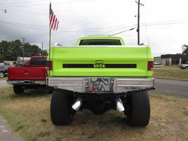 monster truck rear